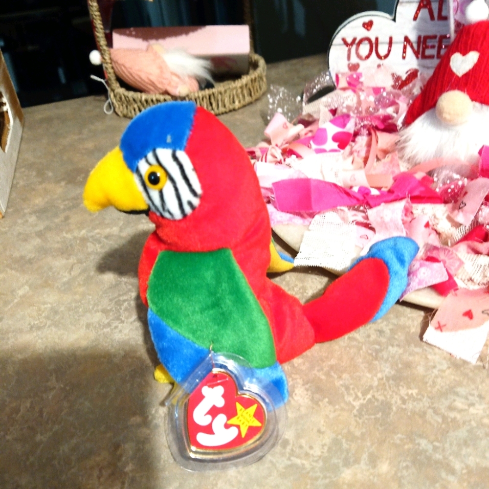 TY RETIRED JABBER THE PARROT BEANIE BABIE